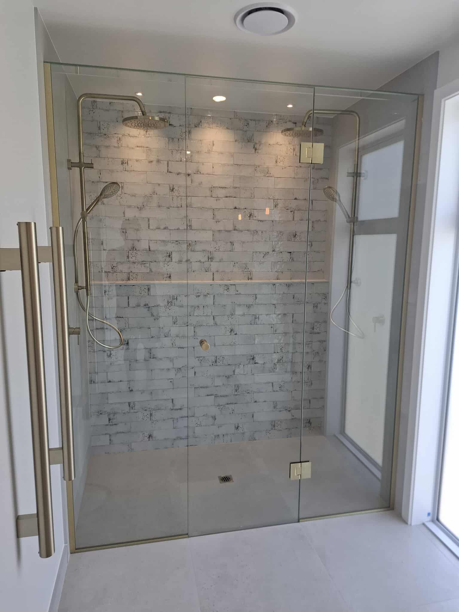 received_985423237133907